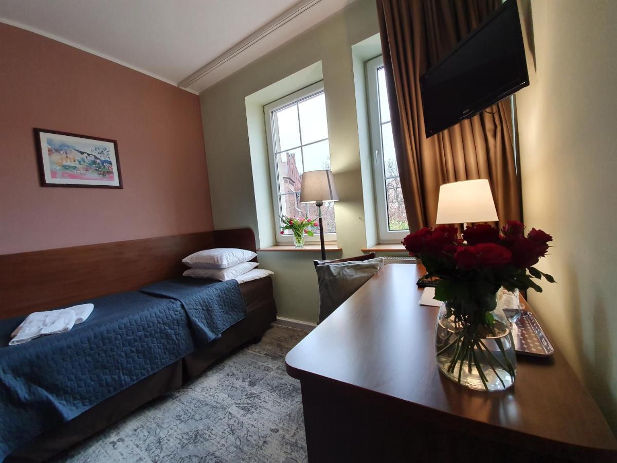 Hotel Siesta Świebodzin Quarto foto